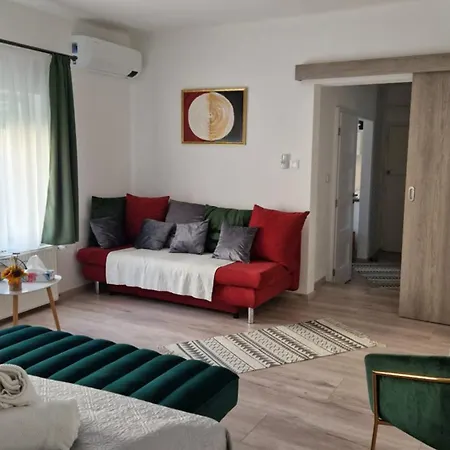 Anida Apartment *