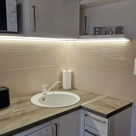 Apartment Anida